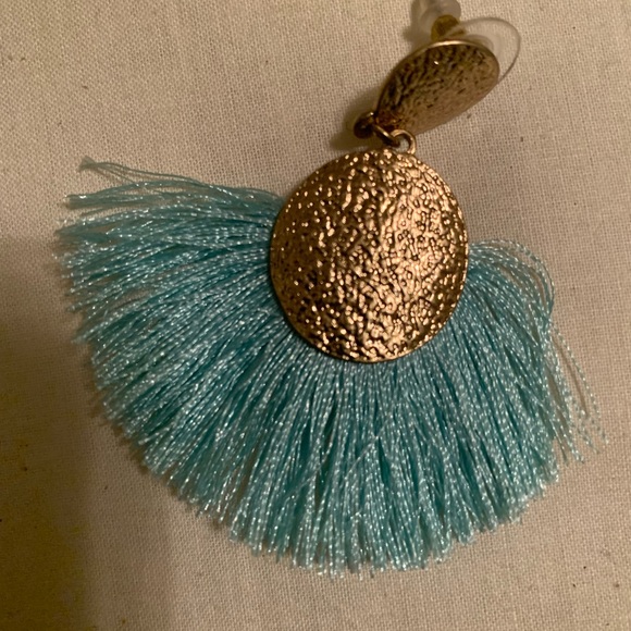 Plunder Earrings - Picture 6 of 7